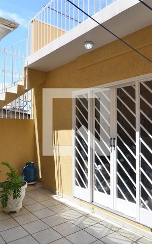 Casa à venda com 190m², 3 quartos e 2 vagasÁrea de Serviço