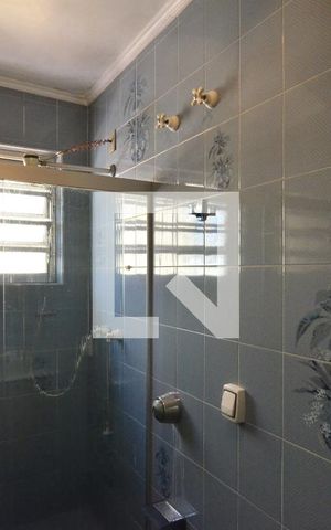 Casa à venda com 190m², 3 quartos e 2 vagasBanheiro da Suíte 1