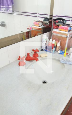 Casa à venda com 190m², 3 quartos e 2 vagasBanheiro Social