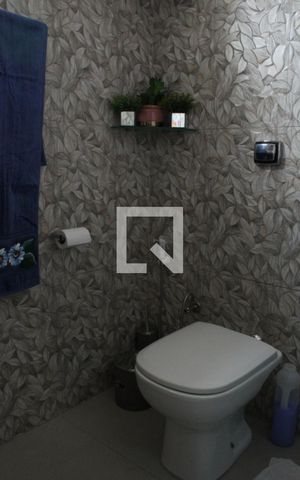 Apartamento à venda com 67m², 2 quartos e 1 vaga Apartamento à venda com 67m², 2 quartos e 1 vagaBanheiro