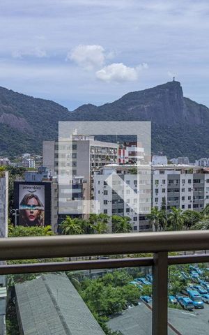 Apartamento à venda com 166m², 3 quartos e sem vaga Apartamento à venda com 166m², 3 quartos e sem vagaVista da Sacada
