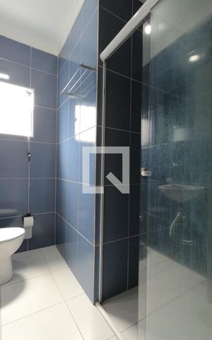 Casa à venda com 260m², 3 quartos e 2 vagasBanheiro da Suíte