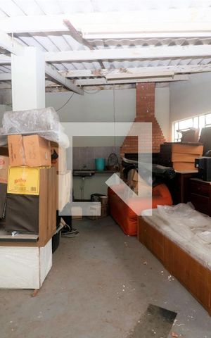 Casa à venda com 300m², 5 quartos e 3 vagasSalão 2