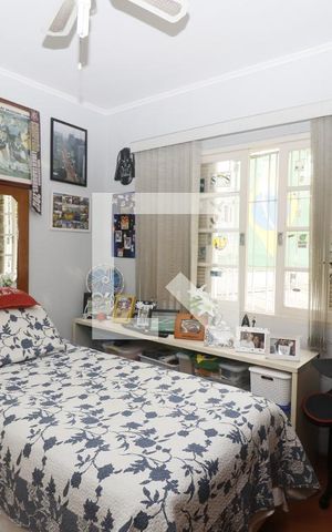 Casa à venda com 300m², 5 quartos e 3 vagasQuarto 2