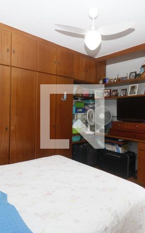 Casa à venda com 300m², 5 quartos e 3 vagasQuarto 3