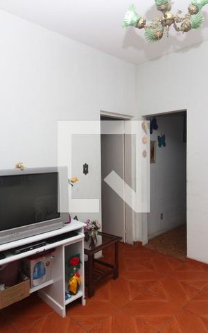 Casa à venda com 268m², 3 quartos e 2 vagasSala