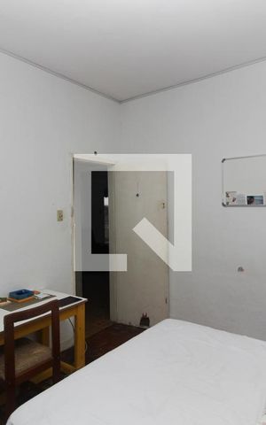 Casa à venda com 268m², 3 quartos e 2 vagasQuarto  2