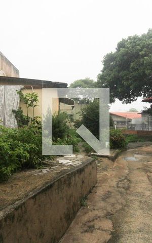 Casa à venda com 268m², 3 quartos e 2 vagascozinha