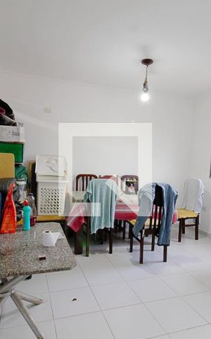 Casa à venda com 269m², 3 quartos e 2 vagas Casa à venda com 269m², 3 quartos e 2 vagasEdicula Cozinha