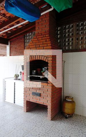 Casa à venda com 269m², 3 quartos e 2 vagas Casa à venda com 269m², 3 quartos e 2 vagasterraço e área de serviço