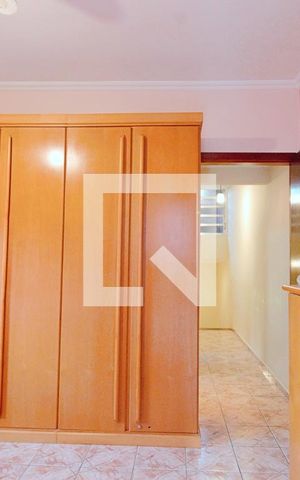 Casa à venda com 269m², 3 quartos e 2 vagas Casa à venda com 269m², 3 quartos e 2 vagasQuarto 3