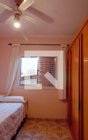 Casa à venda com 269m², 3 quartos e 2 vagas Casa à venda com 269m², 3 quartos e 2 vagasQuarto 3
