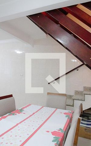 Casa à venda com 269m², 3 quartos e 2 vagas Casa à venda com 269m², 3 quartos e 2 vagasCozinha e copa