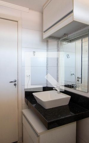 Apartamento para alugar com 57m², 2 quartos e 1 vagaBanheiro 