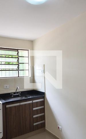 Casa à venda com 160m², 2 quartos e 2 vagasCozinha