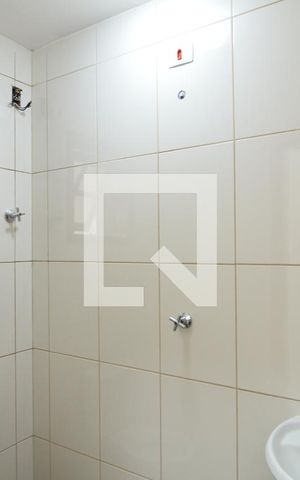 Casa à venda com 160m², 2 quartos e 2 vagasBanheiro de Serviço