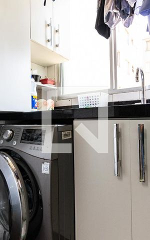 Apartamento à venda com 66m², 3 quartos e 2 vagas Apartamento à venda com 66m², 3 quartos e 2 vagasLavanderia