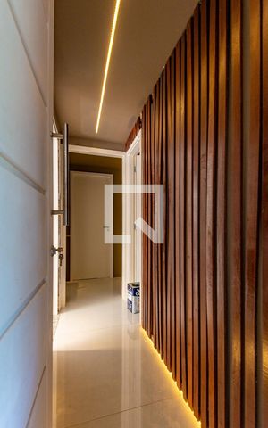 Apartamento à venda com 166m², 3 quartos e 3 vagas Apartamento à venda com 166m², 3 quartos e 3 vagasCorredor