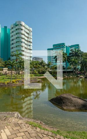 Apartamento à venda com 166m², 3 quartos e 3 vagas Apartamento à venda com 166m², 3 quartos e 3 vagasÁrea comum