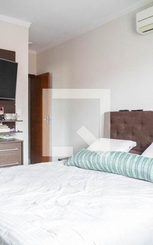 Casa à venda com 110m², 3 quartos e 2 vagasQuarto Suíte