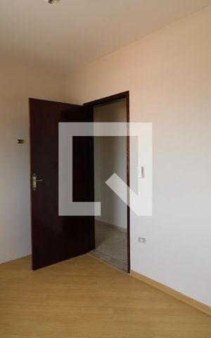 Casa à venda com 217m², 3 quartos e 6 vagasQuarto 2