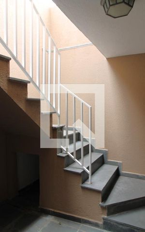 Casa à venda com 217m², 3 quartos e 6 vagasÁrea dos fundos 