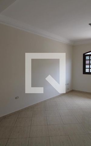 Casa à venda com 217m², 3 quartos e 6 vagasSala