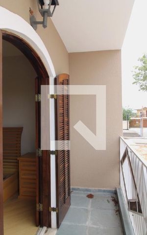 Casa à venda com 217m², 3 quartos e 6 vagasVaranda da suíte