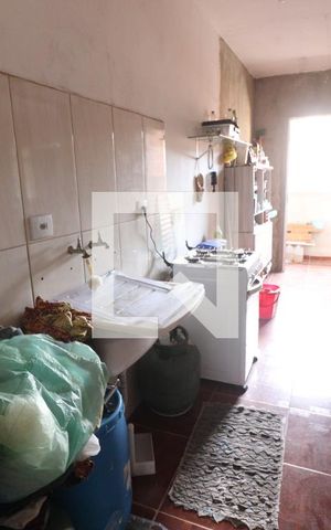 Casa à venda com 130m², 2 quartos e 1 vagaÁrea de Serviço