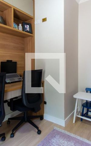 Casa de condomínio à venda com 70m², 3 quartos e 1 vagaEscritório
