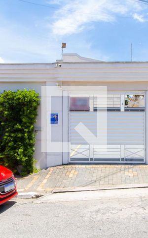 Casa de condomínio à venda com 70m², 3 quartos e 1 vagaFachada