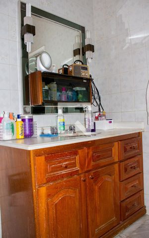 Casa à venda com 296m², 3 quartos e 6 vagasBanheiro 1