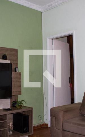Casa à venda com 296m², 3 quartos e 6 vagasSala