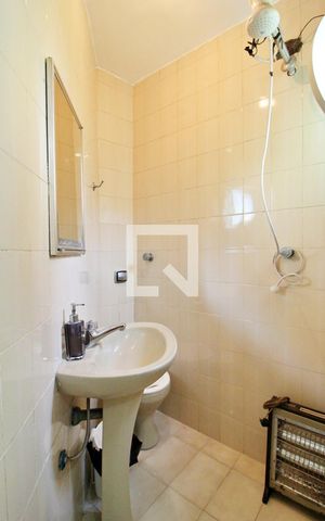 Casa à venda com 185m², 3 quartos e 2 vagasBanheiro de serviço