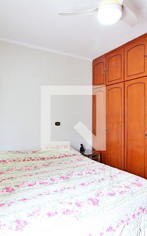 Casa à venda com 185m², 3 quartos e 2 vagasQuarto Suíte