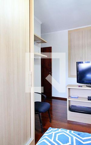 Casa à venda com 185m², 3 quartos e 2 vagasQuarto 2