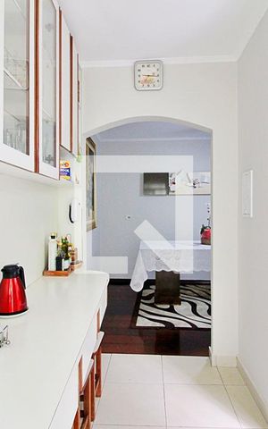 Casa à venda com 185m², 3 quartos e 2 vagasCozinha