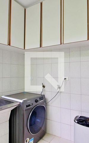 Casa à venda com 185m², 3 quartos e 2 vagasÁrea de Serviço
