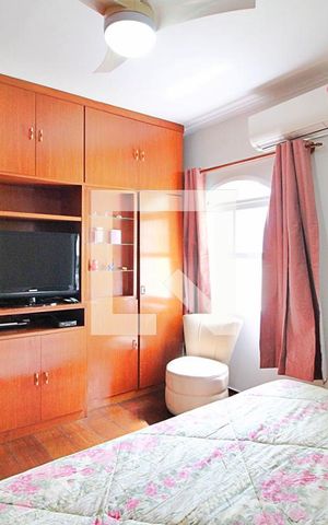 Casa à venda com 185m², 3 quartos e 2 vagasQuarto Suíte