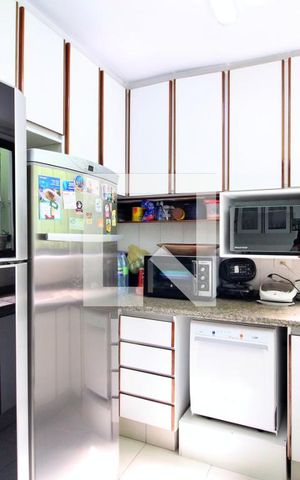 Casa à venda com 185m², 3 quartos e 2 vagasCozinha