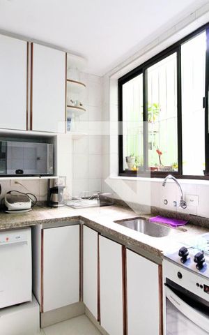 Casa à venda com 185m², 3 quartos e 2 vagasCozinha