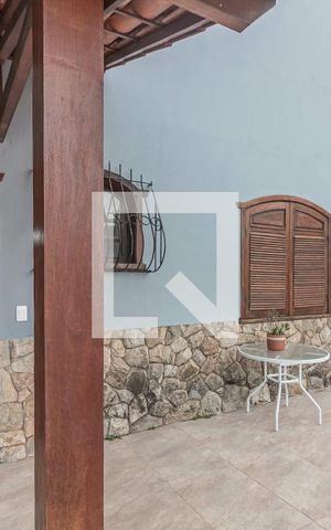 Casa à venda com 457m², 4 quartos e 6 vagas