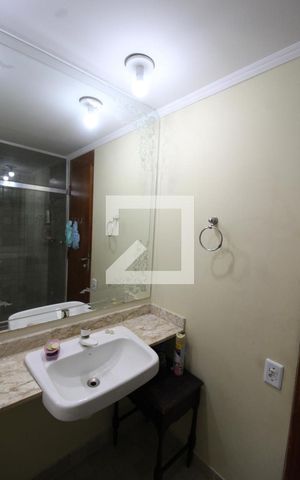 Apartamento para alugar com 64m², 3 quartos e 1 vagaBanheiro