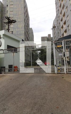 Apartamento para alugar com 64m², 3 quartos e 1 vagaFachada