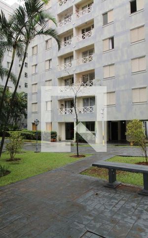 Apartamento para alugar com 64m², 3 quartos e 1 vagaÁrea comum