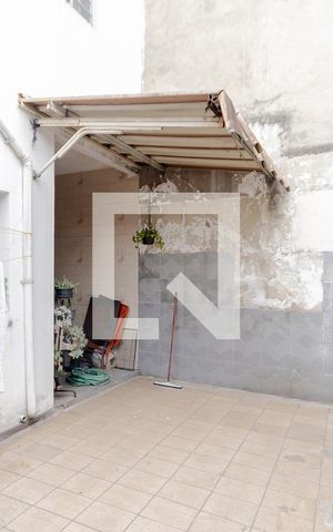 Casa à venda com 255m², 3 quartos e 2 vagas Casa à venda com 255m², 3 quartos e 2 vagasÁrea de Serviço