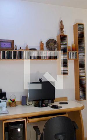 Apartamento à venda com 138m², 4 quartos e 3 vagas Apartamento à venda com 138m², 4 quartos e 3 vagasQuarto 1