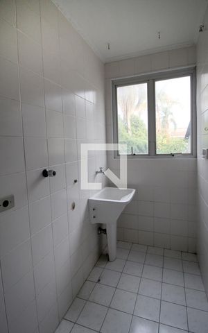 Apartamento para alugar com 70m², 2 quartos e 1 vagaÁrea de Serviço
