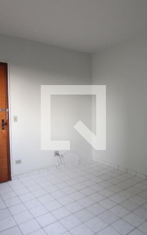 Apartamento para alugar com 70m², 2 quartos e 1 vagaSala