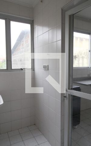 Apartamento para alugar com 70m², 2 quartos e 1 vagaÁrea de Serviço
